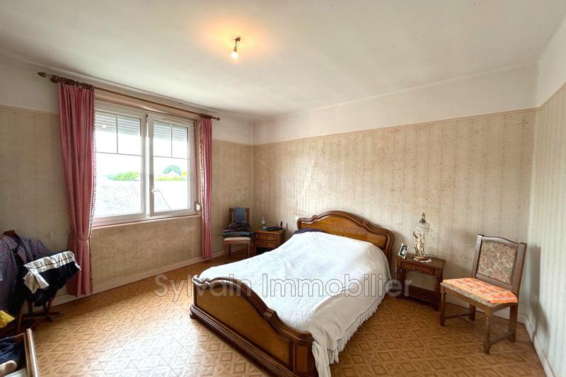 Maison - 175 m² - 7 pièces