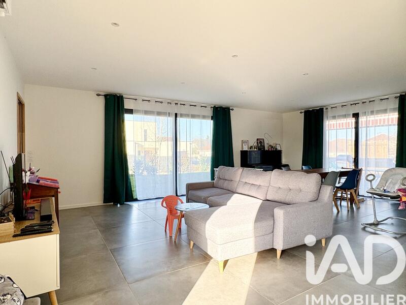 Maison - 138 m² - 6 pièces