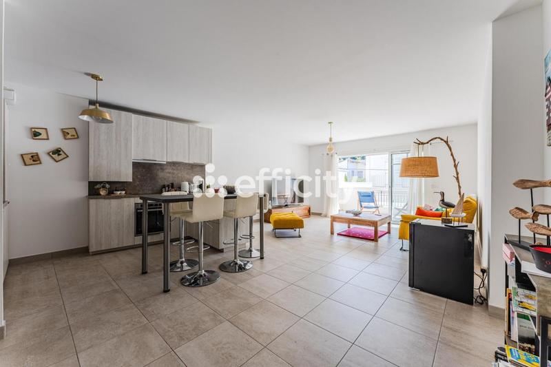 Appartement - 72 m² - 3 pièces