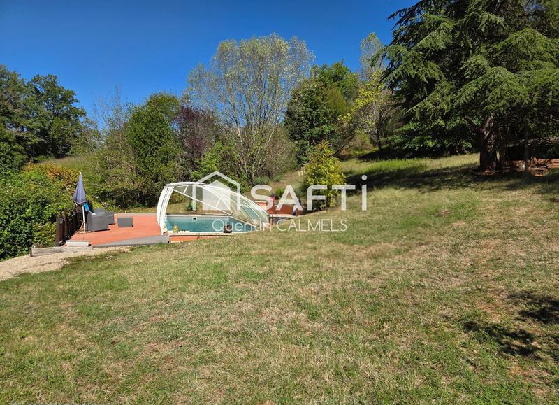 Maison - 220 m² - 4 pièces