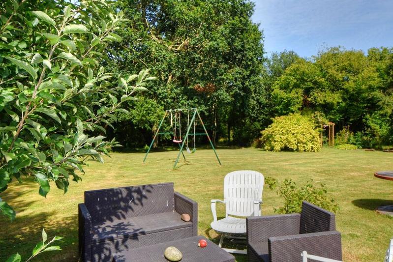 Maison - 218 m² - 9 pièces