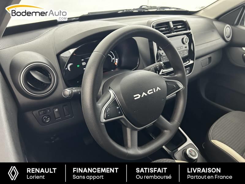 Dacia Spring Essential -23b