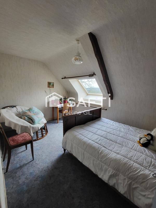 Maison - 228 m² - 10 pièces