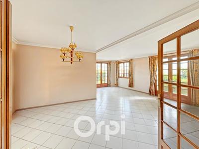 Maison - 111 m² - 5 pièces