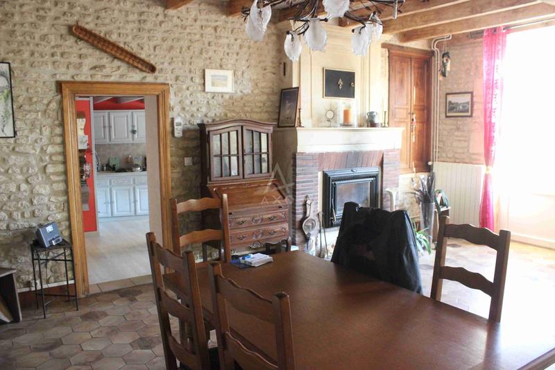 Maison de village - 285 m² - 7 pièces