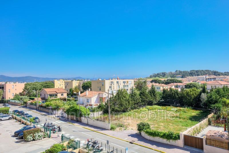 Appartement - 93 m² - 3 pièces