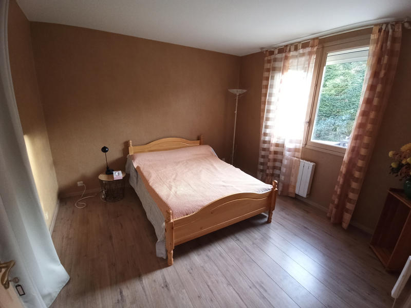 Maison - 213 m² - 8 pièces