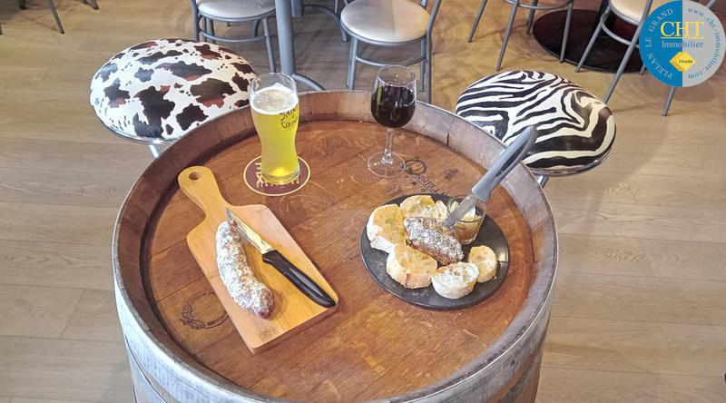 Fonds de commerce - Magasins - 143 m²