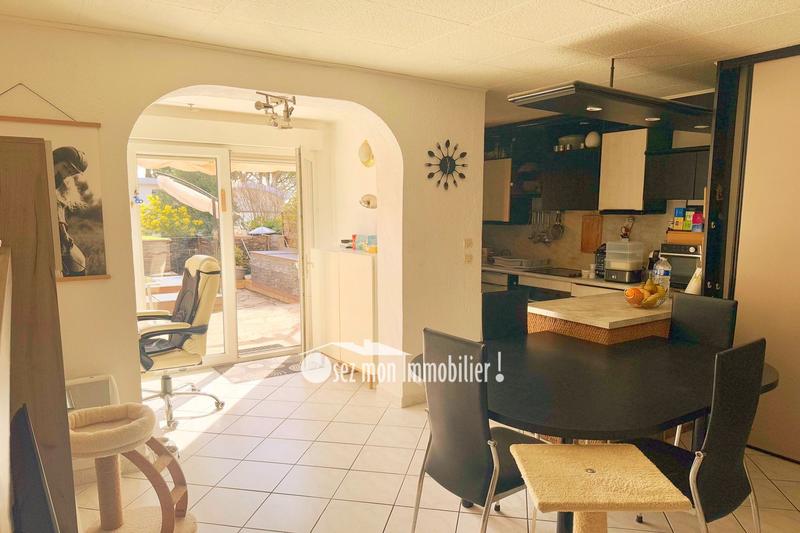 Villa - 80 m² - 5 pièces