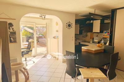 Villa - 80 m² - 5 pièces