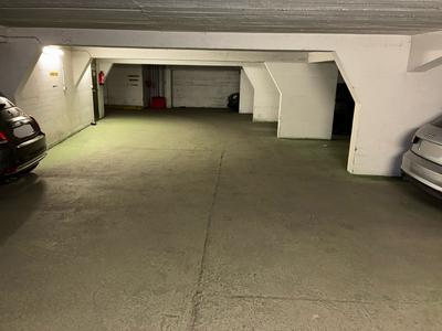Parking / Garage - 12 m²