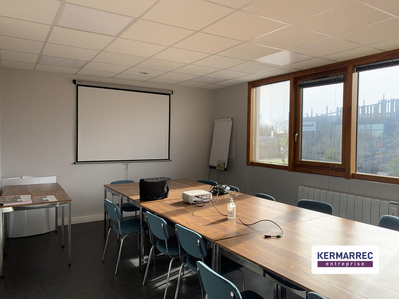 Bureau - 145 m²