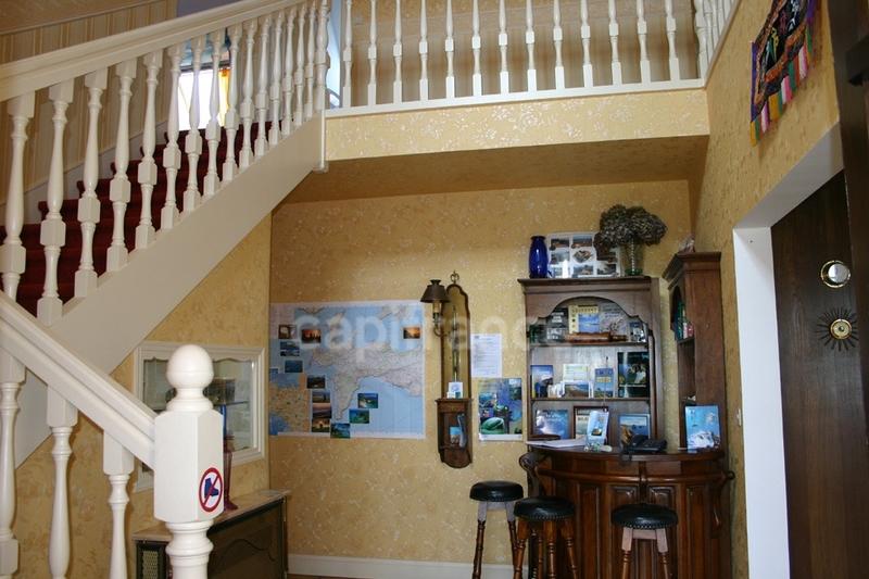 Propriété - 321 m² - 10 pièces