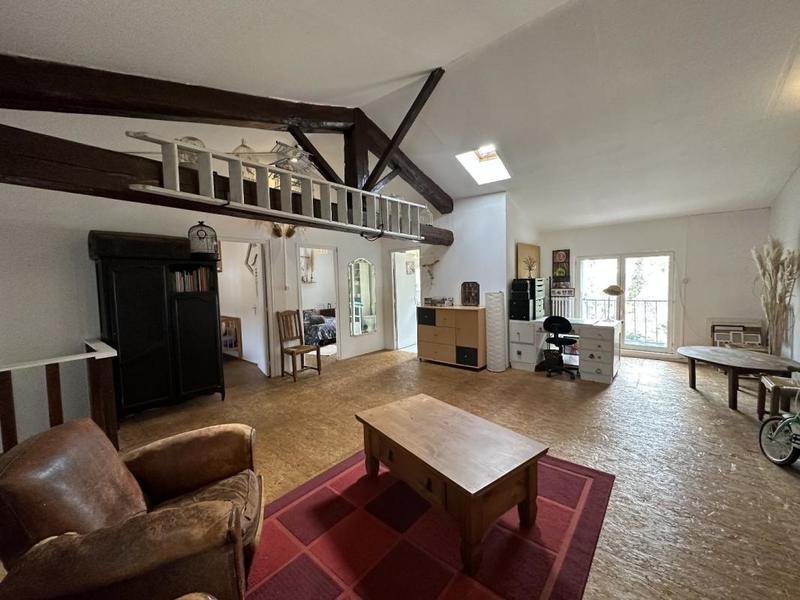 Maison de village - 215 m² - 9 pièces