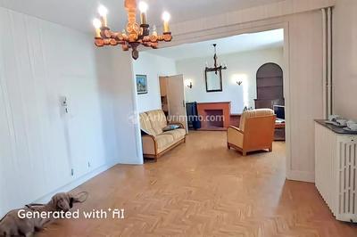 Maison - 158 m² - 8 pièces