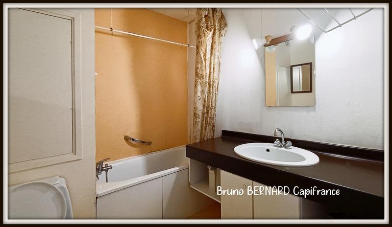 Studio - 30 m² - 1 pièce