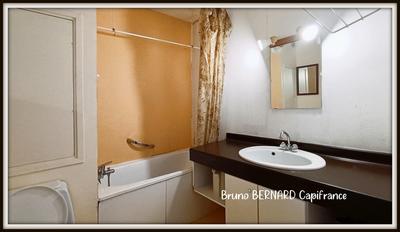 Studio - 30 m² - 1 pièce