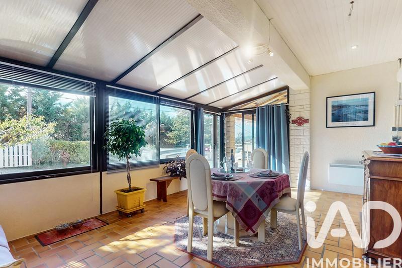 Maison - 181 m² - 5 pièces