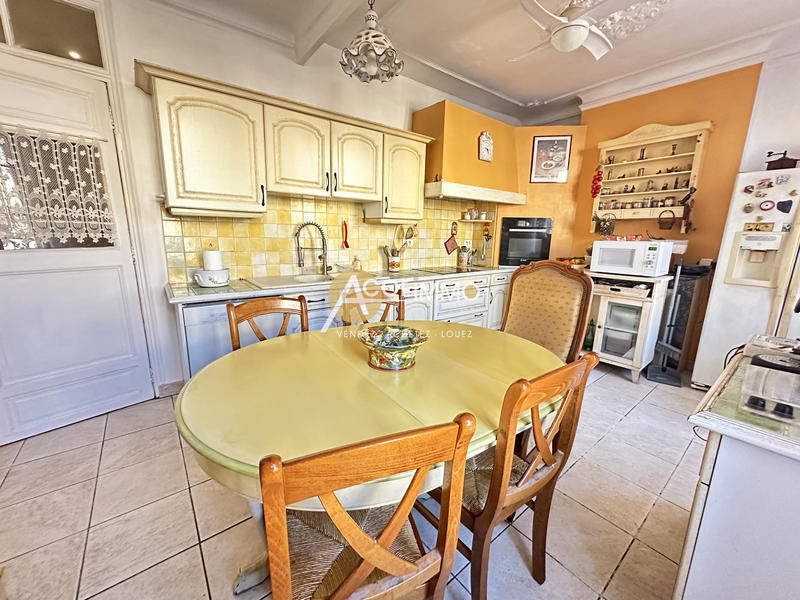 Appartement - 143 m² - 4 pièces