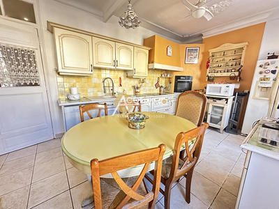 Appartement - 143 m² - 4 pièces