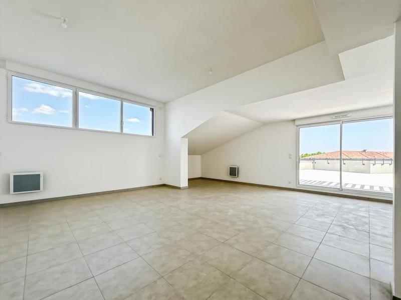 Appartement - 92 m² - 4 pièces