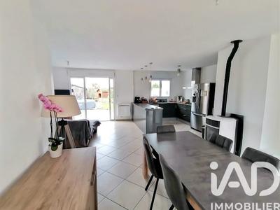 Maison - 94 m² - 4 pièces