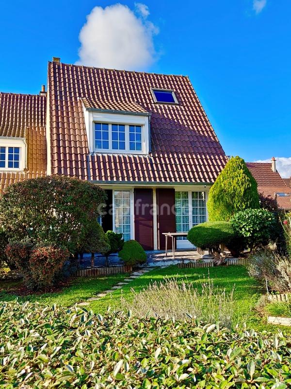 Maison - 121 m² - 5 pièces