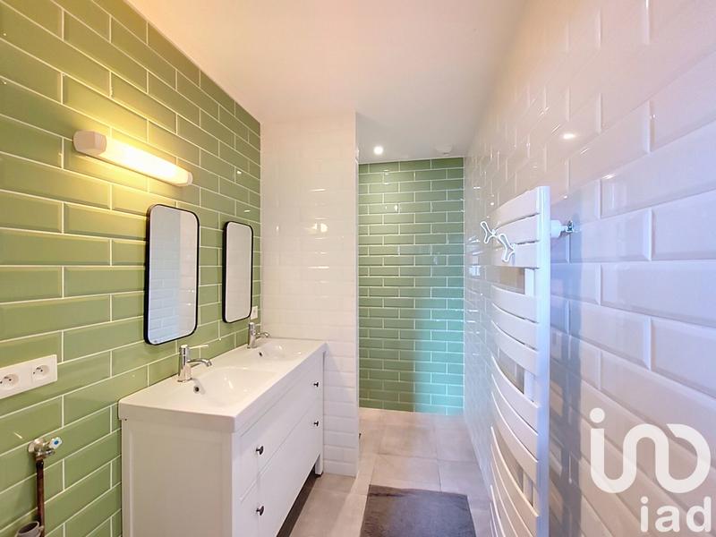 Maison - 176 m² - 8 pièces