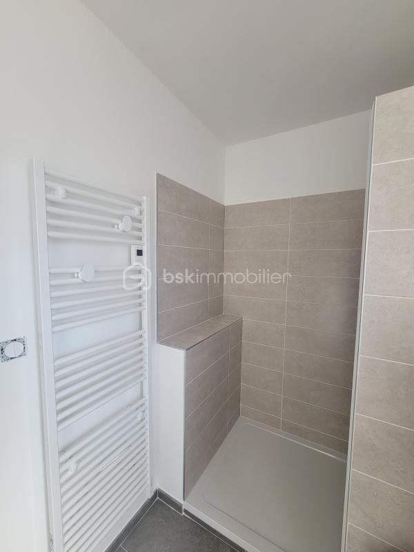 Maison - 98 m² - 4 pièces