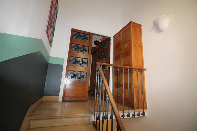 Maison - 250 m² - 9 pièces