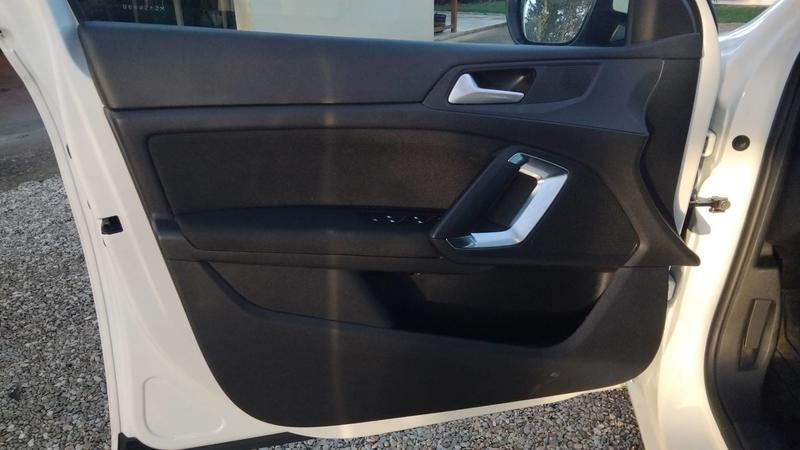 Peugeot 308 II 1.2 PureTech 110 Active Business