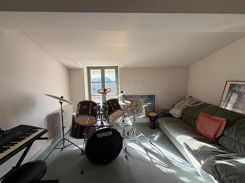 Maison - 340 m² - 8 pièces