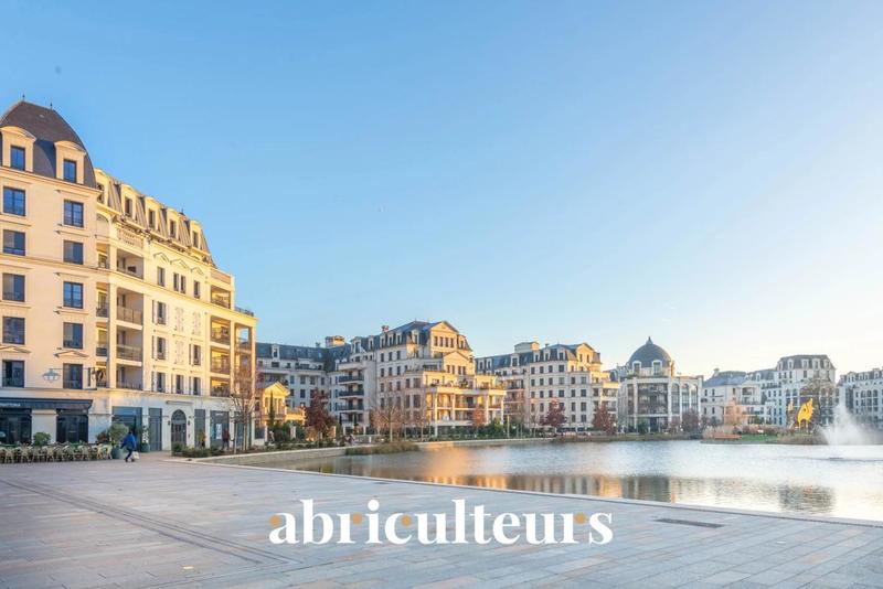 Appartement ancien - 70 m² - 3 pièces