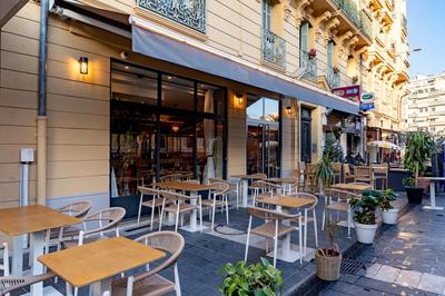 Fonds de commerce - 84 m²