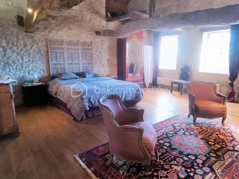 Demeure - 321 m² - 10 pièces