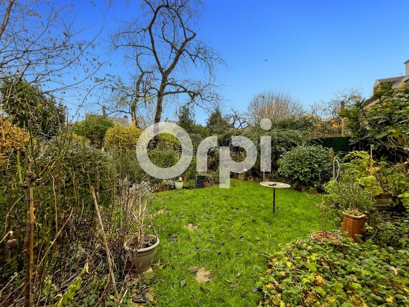 Maison de ville - 160 m² - 7 pièces