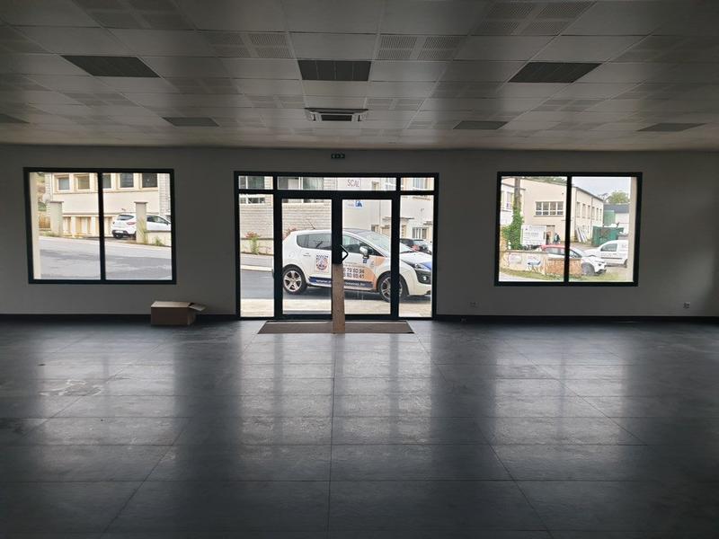 Local commercial - 368 m²