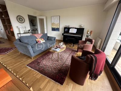 Appartement - 86 m² - 4 pièces