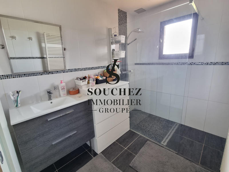 Maison - 110 m² - 6 pièces