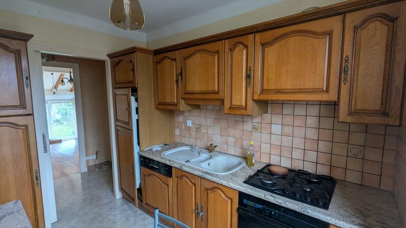 Maison - 157 m² - 8 pièces