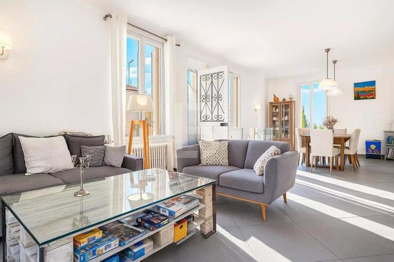 Maison - 120 m² - 4 pièces