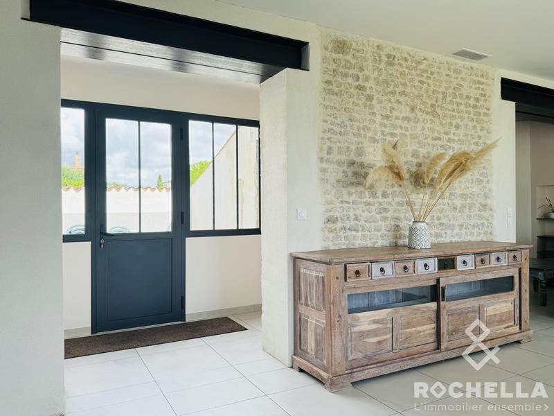 Maison - 365 m² - 10 pièces