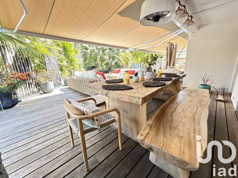 Maison - 200 m² - 6 pièces