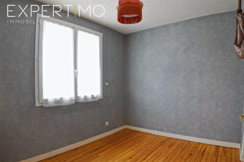 Maison - 94 m² - 6 pièces