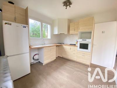 Maison - 89 m² - 6 pièces