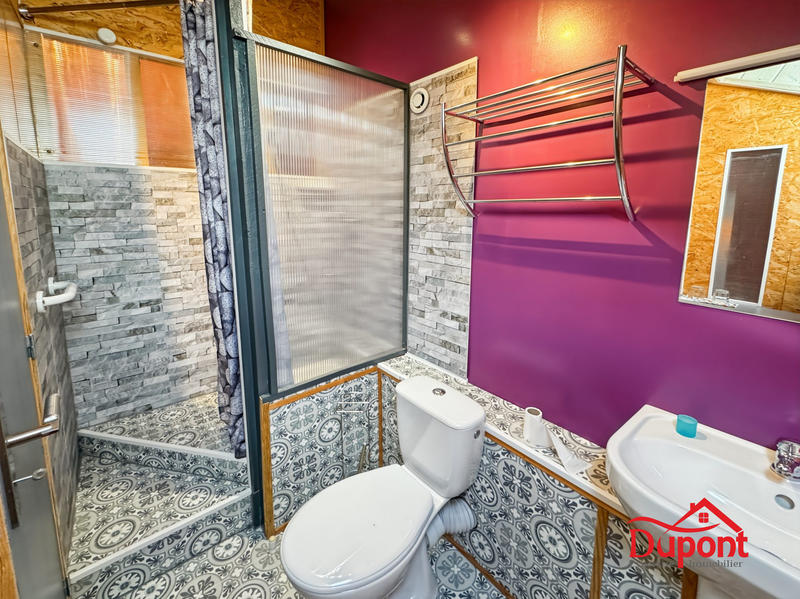 Maison - 338 m² - 8 pièces