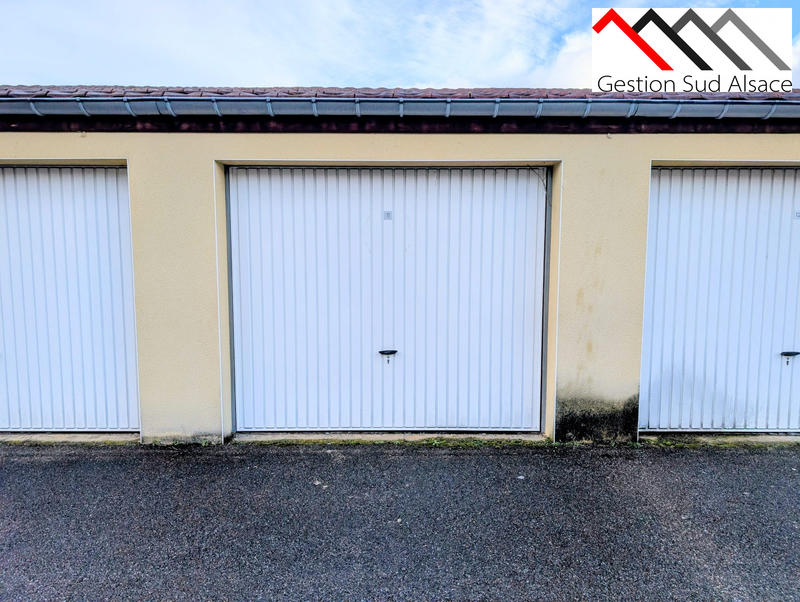 Parking / Garage - 8 m²