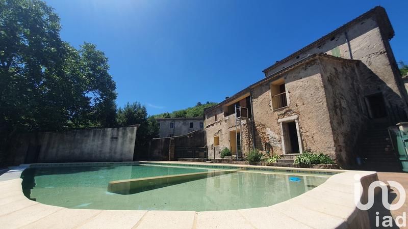 Maison de village - 250 m² - 8 pièces