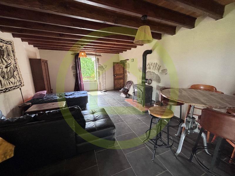 Maison - 250 m² - 7 pièces