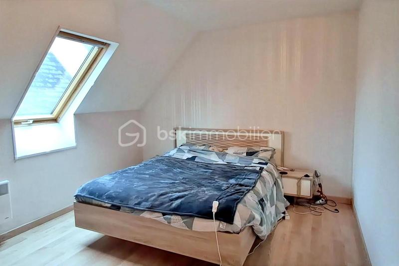 Maison jumelée - 98 m² - 4 pièces